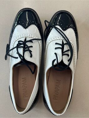 Women’s Oxfords - Saddle Shoe Style